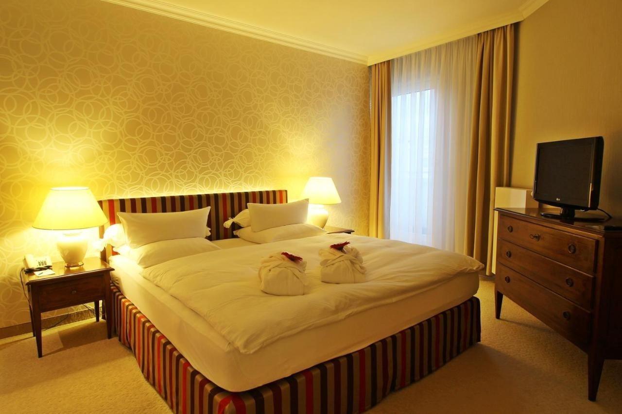 Hotel Ratswaage Magdeburg Ngoại thất bức ảnh